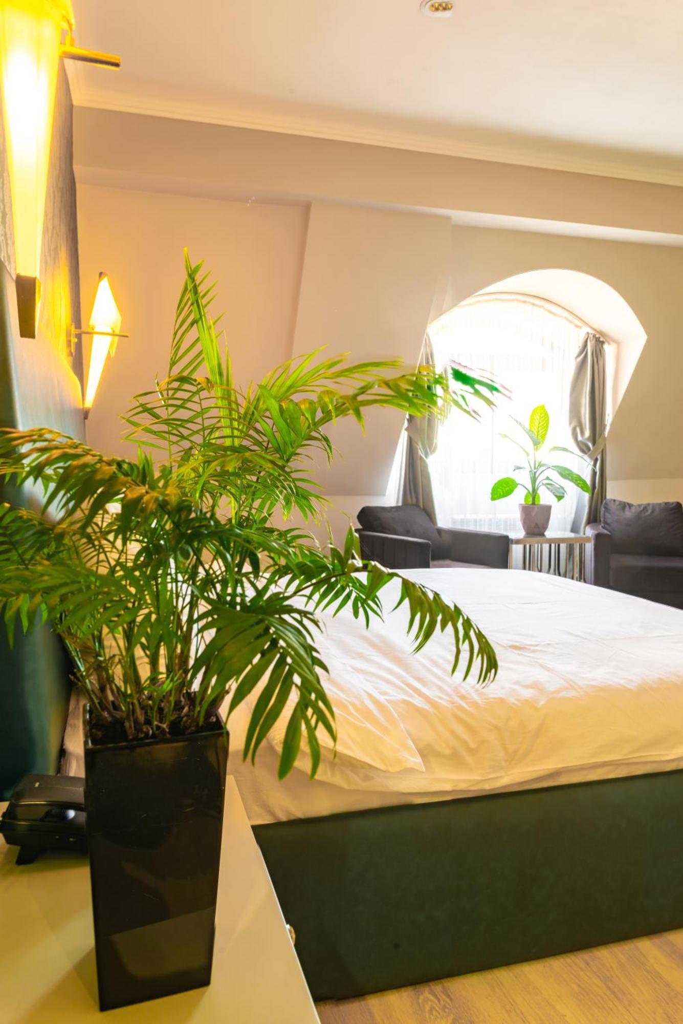 Downtown Hotel Батумі Екстер'єр фото