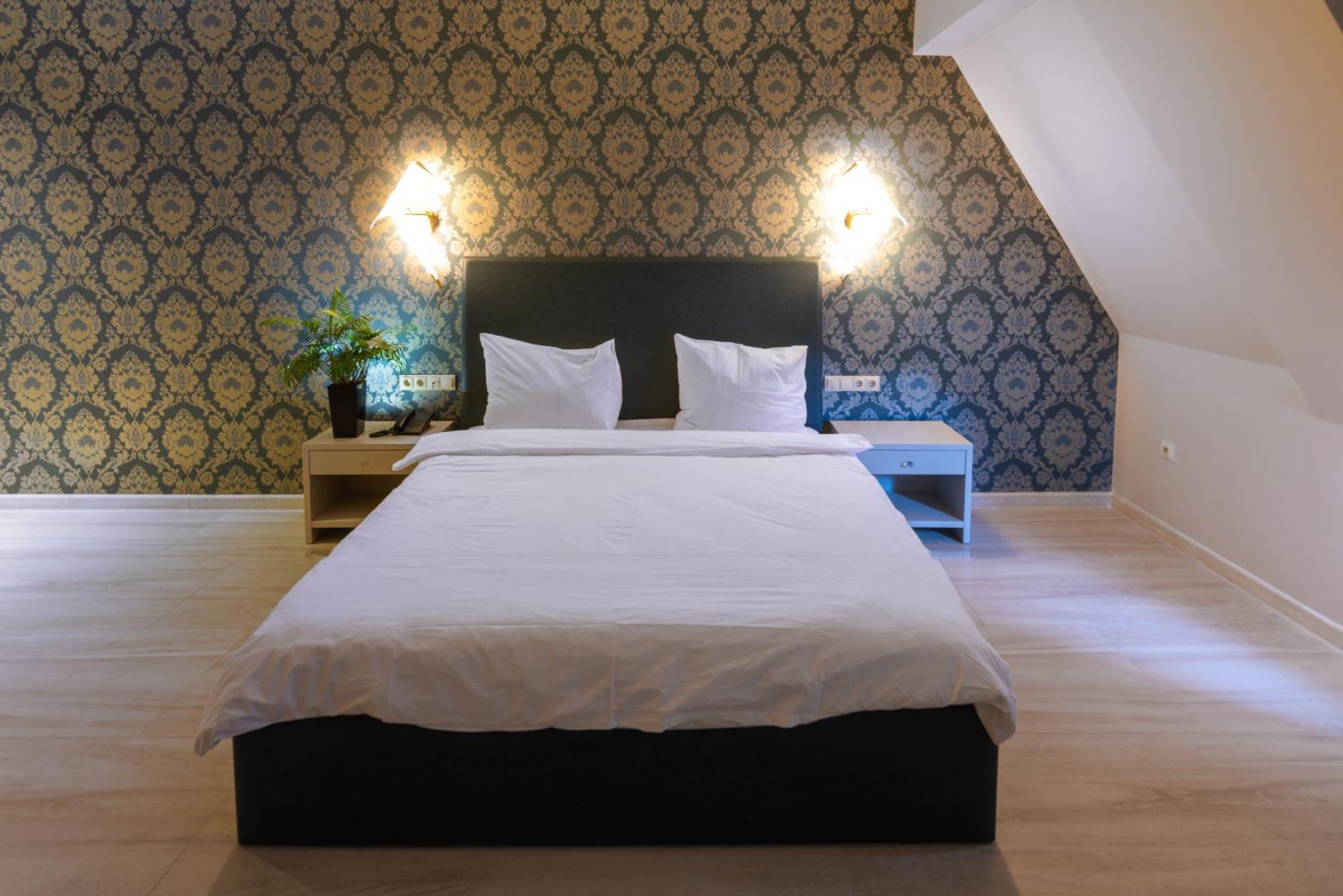 Downtown Hotel Батумі Екстер'єр фото
