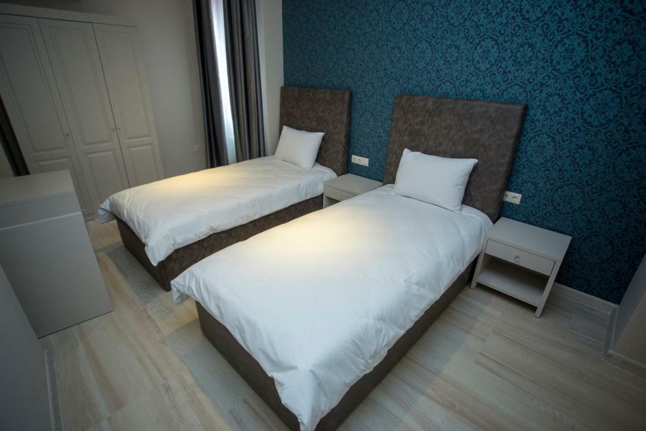 Downtown Hotel Батумі Екстер'єр фото