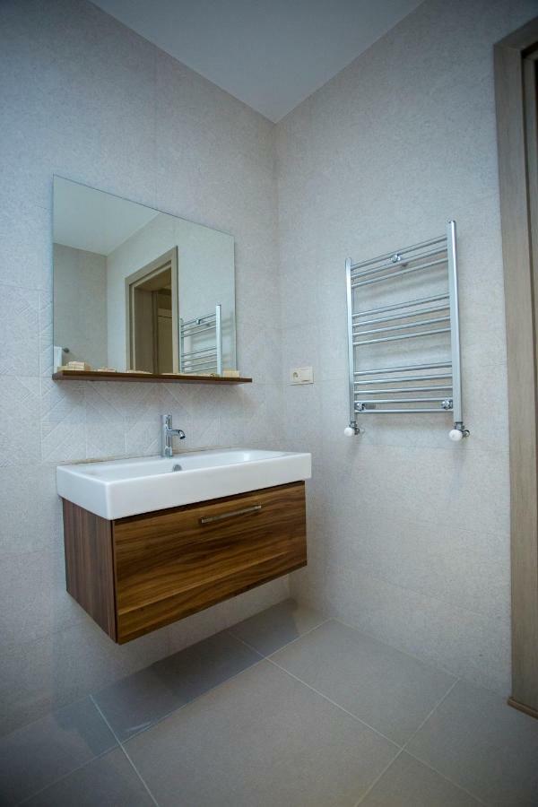 Downtown Hotel Батумі Екстер'єр фото