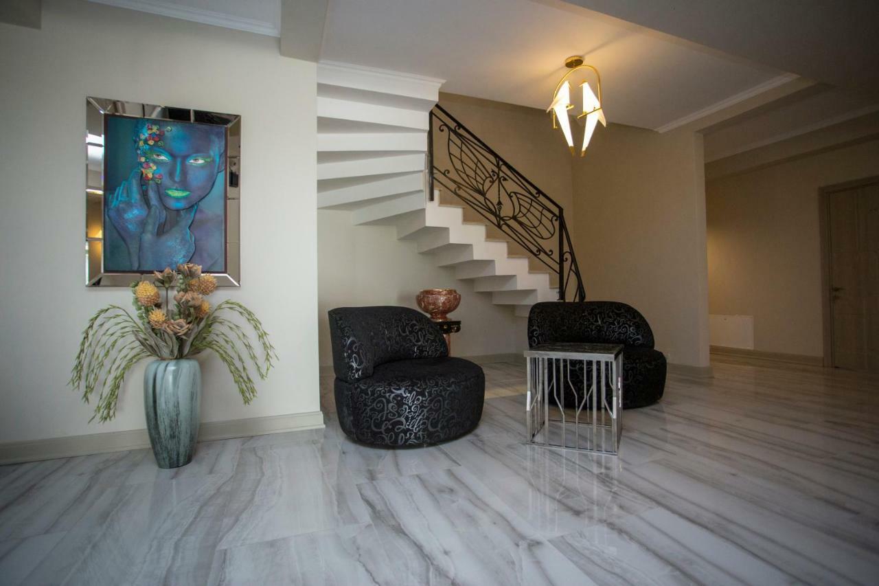 Downtown Hotel Батумі Екстер'єр фото