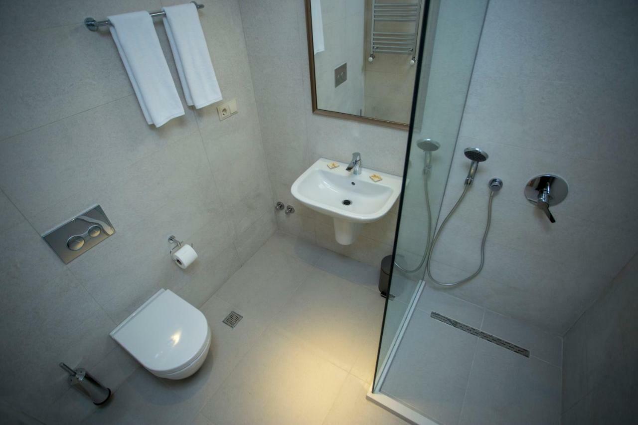 Downtown Hotel Батумі Екстер'єр фото