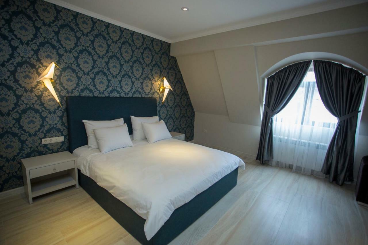 Downtown Hotel Батумі Екстер'єр фото